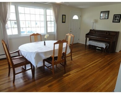 9 Dunshire Dr, North Chelmsford, MA 01863 - photo 3