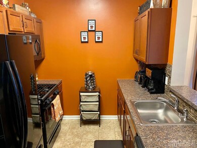 628 Strassle Way, South Plainfield, NJ 07080 - photo 6