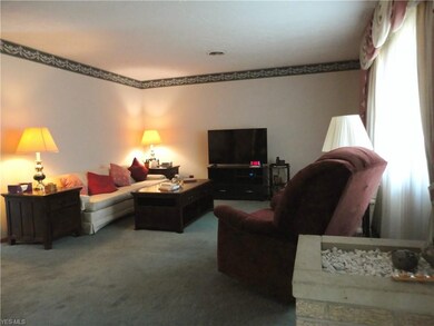 534 Ott Dr, New Franklin, OH 44216 - photo 2