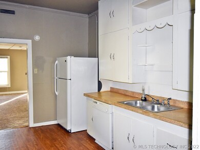 610 S College Ave, Tahlequah, OK 74464 - photo 7