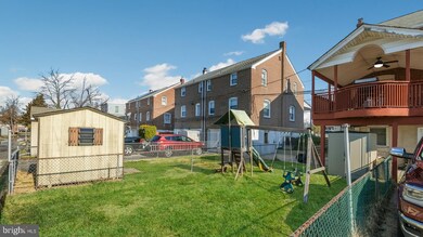 335 Holmes Rd, Holmes, PA 19043 - photo 5