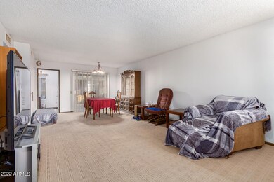 9827 W Wrangler Dr, Sun City, AZ 85373 - photo 4