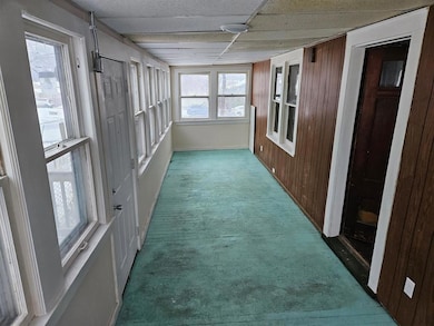 1319 E 37th St, Des Moines, IA 50317 - photo 4