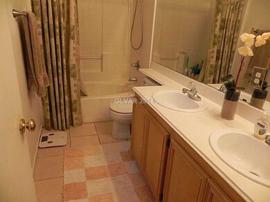 Master Bath/Spa.