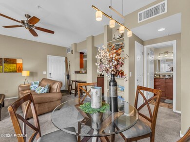 13-web-or-mls-900-bitner-rd-c-24