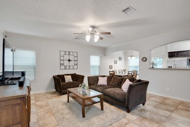 1822 Don Alejandro, Houston, TX 77091 - photo 4