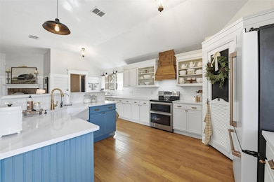 629 Tracy Dr, Azle, TX 76020 - photo 7