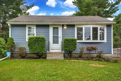19 Nadeau Dr, Wrentham, MA 02093 - photo 2