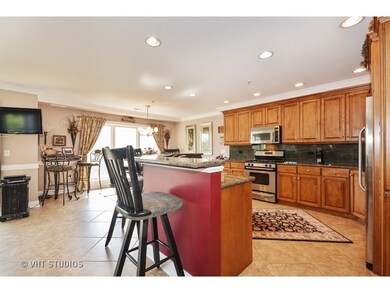 218 N Water St unit 301, Batavia, IL 60510 - photo 2