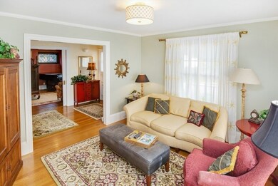 37 Dix St, Winchester, MA 01890 - photo 5