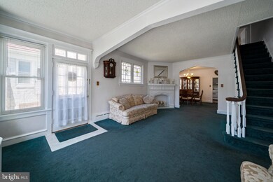 215 W Albemarle Ave, Lansdowne, PA 19050 - photo 7