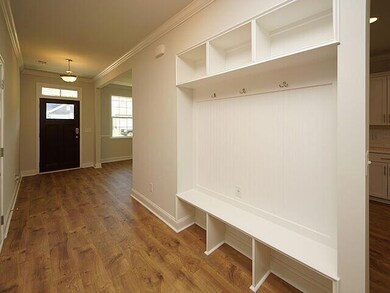 709 Yellow Leaf Ln, Summerville, SC 29486 - photo 5