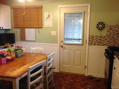 619 E Juniata St, Allentown, PA 18103 - photo 6