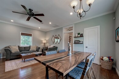 1959 Knoll St unit A, Houston, TX 77080 - photo 6