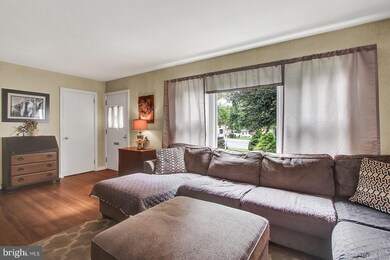 540 Maple St, Columbia, PA 17512 - photo 4