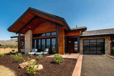 1_Exterior_high_3555519