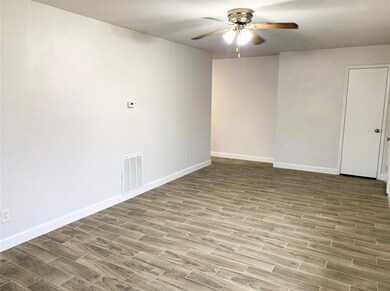 2401 Leaman Ave, Rosenberg, TX 77471 - photo 5