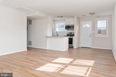 1310 Howard Rd, Glen Burnie, MD 21060 - photo 6