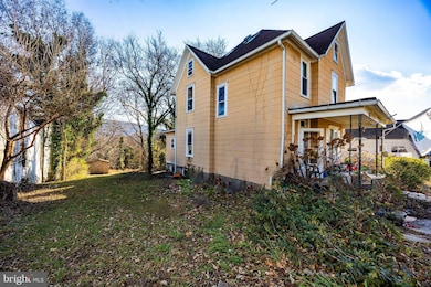 76 Zorger St, Harpers Ferry, WV 25425 - photo 4