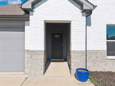 26550 Columbia Crest Dr, Claremore, OK 74019 - photo 4