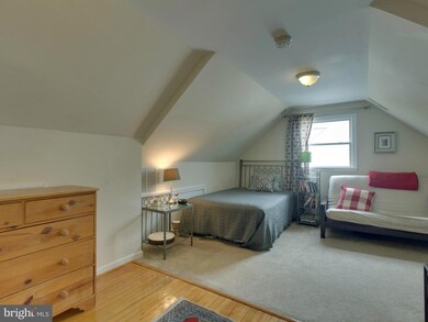 6732 Swarthmore Dr, Alexandria, VA 22307 - photo 5