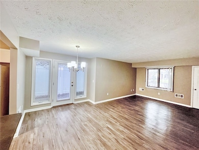 296 S Fitzhugh St, Rochester, NY 14608 - photo 2