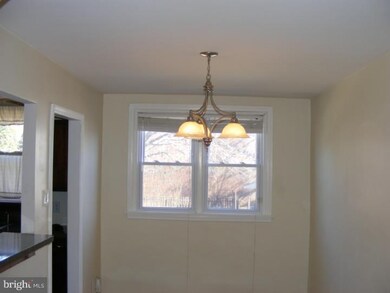 3549 Rhawn St, Philadelphia, PA 19136 - photo 4