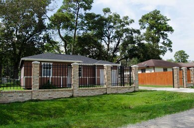 6605 Cathcart Dr, Houston, TX 77091 - photo 3