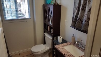 839 E 118th Dr, Los Angeles, CA 90059 - photo 6