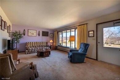 4536 S Sunset Dr, Coopersburg, PA 18036 - photo 3