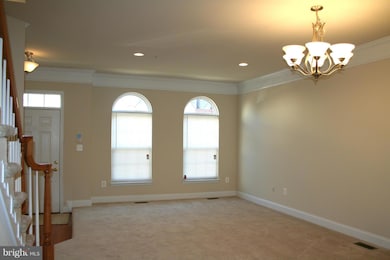 11826 Regents Park Dr, Germantown, MD 20876 - photo 2