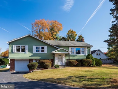 2625 1/2 Sunset Blvd, Broomall, PA 19008 - photo 4