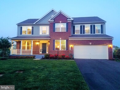 5952 Hunter Crest Rd, Woodbridge, VA 22193 - photo 3