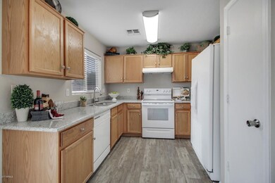 Kitchen_3