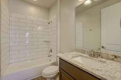 11-857 N Via Del Sol, Washington
