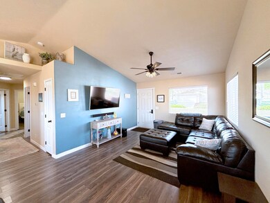 LivingRoom_IMG_9179