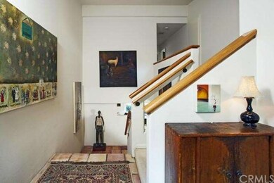 Foyer of this tastefully remodeled 3 bedrooms 2.5 