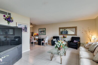 10001 N 51st Dr, Glendale, AZ 85302 - photo 3