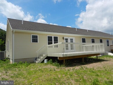 113 Mcknight St, Ashland, PA 17921 - photo 2