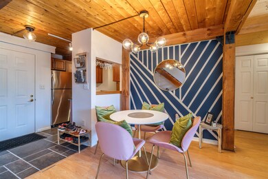 Rivermoor Landing unit 45, Newmarket, NH 03857 - photo 3