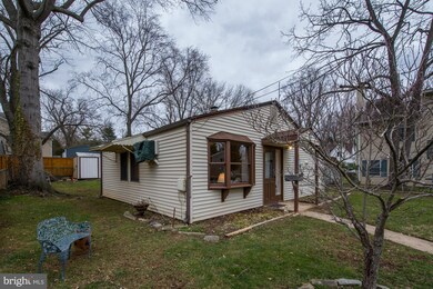 9 Webb Rd unit 9, Cabin John, MD 20818 - photo 2