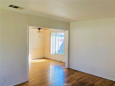 4946 Verdura Ave, Lakewood, CA 90712 - photo 3