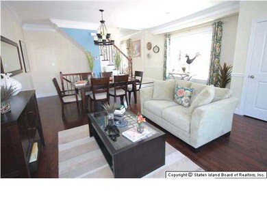 87 El Camino Loop, Staten Island, NY 10309 - photo 6