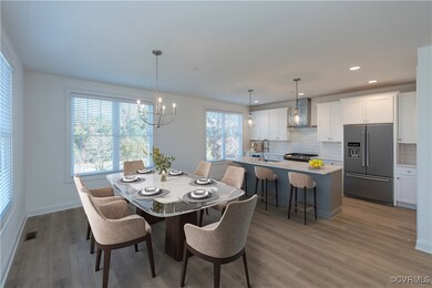 This property has been virtually staged. The furnishings and décor shown are for illustrative purposes only and are not included in the sale.