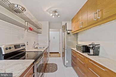 4600 Connecticut Ave NW unit 423, Washington, DC 20008 - photo 3