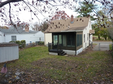 93 S Woodland Dr, Milford, CT 06460 - photo 2