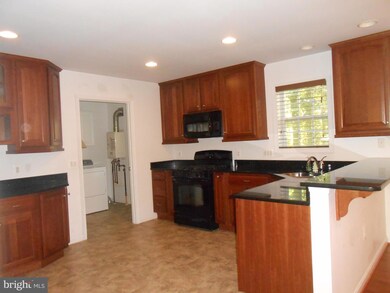 42118 White Point Beach Rd, Leonardtown, MD 20650 - photo 2