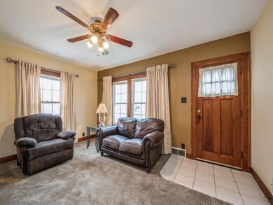 2473 Fruitland Blvd SW, Cedar Rapids, IA 52404 - photo 4