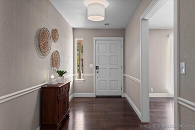 2524 Regency Rd, Bartlesville, OK 74006 - photo 4