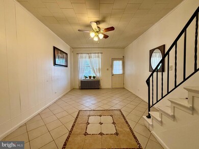 812 Mcknight St, Reading, PA 19601 - photo 4